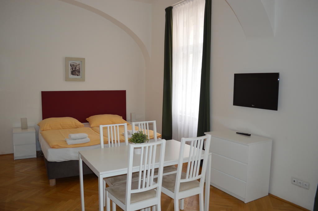 Leo Apartments Old Town Prague Extérieur photo
