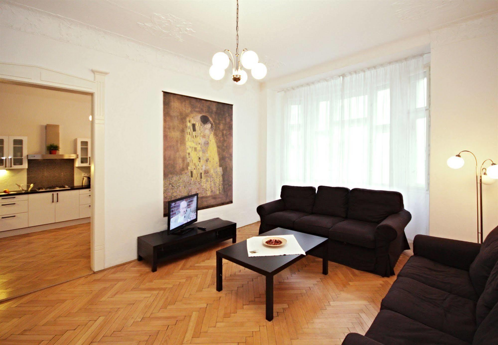 Leo Apartments Old Town Prague Extérieur photo