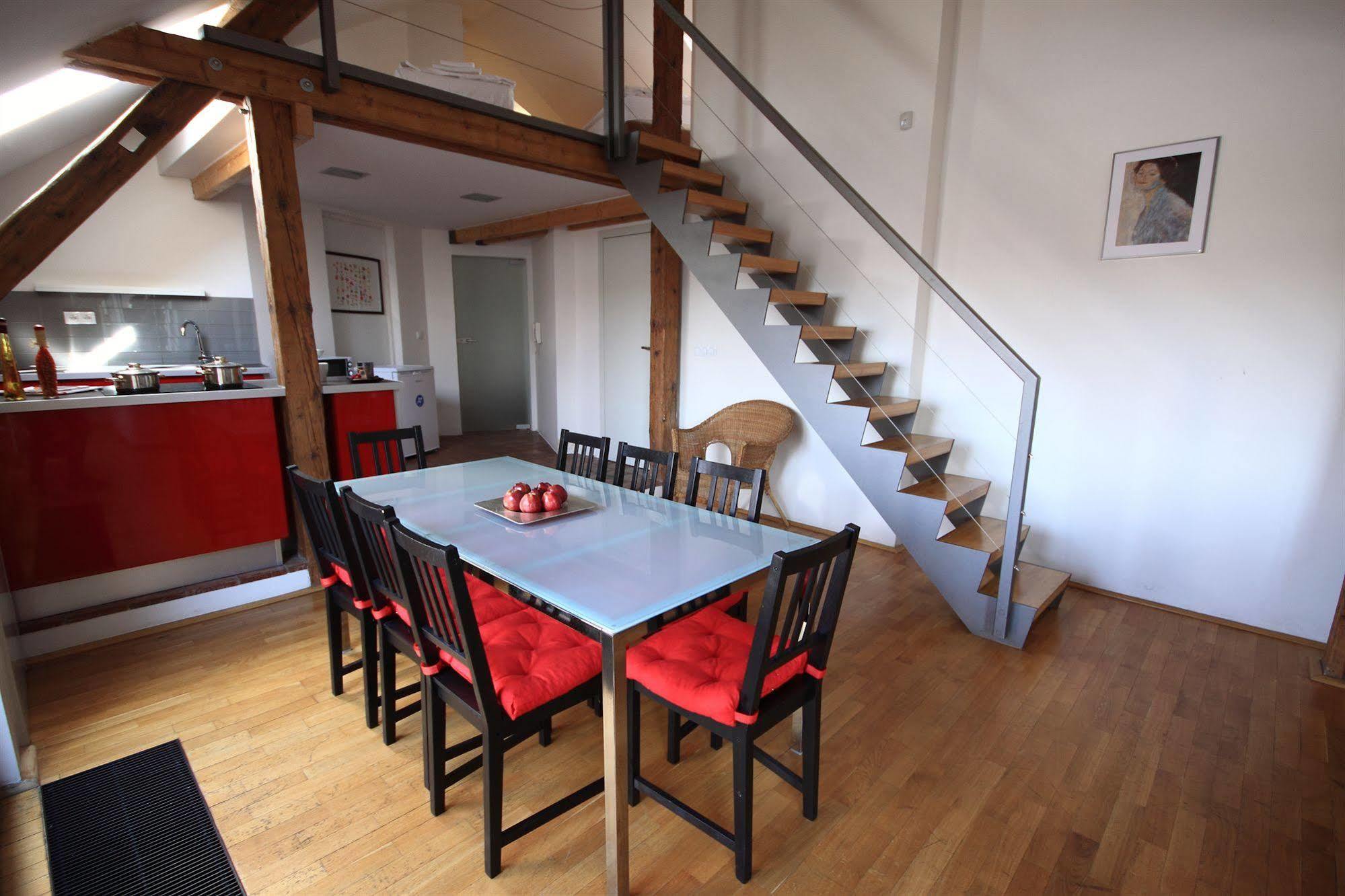 Leo Apartments Old Town Prague Extérieur photo