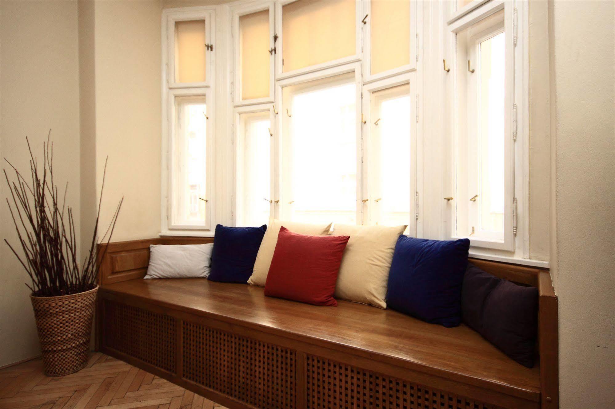 Leo Apartments Old Town Prague Extérieur photo